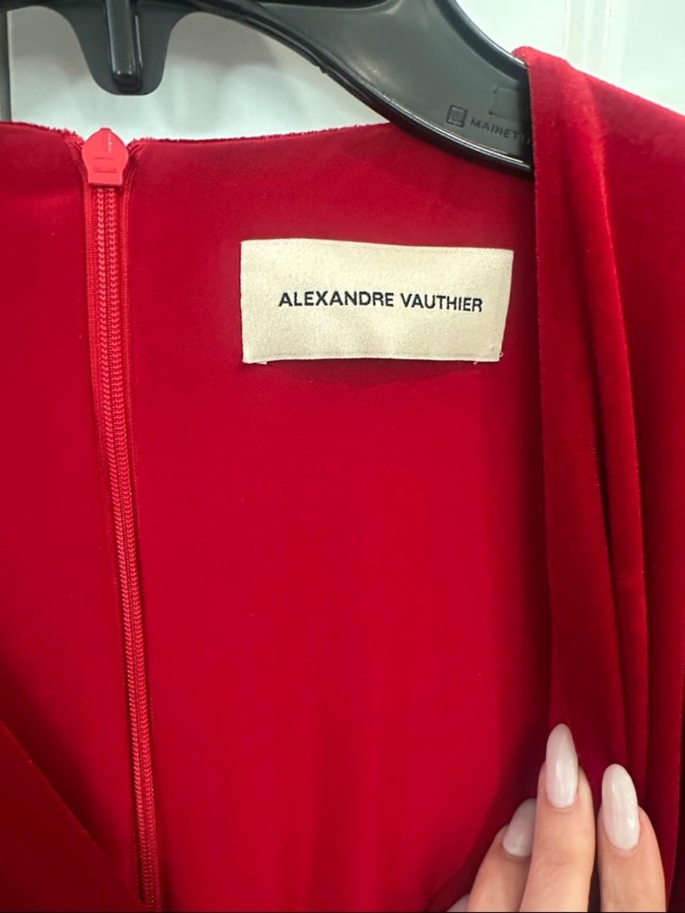 Alexandre Vauthier Red Velvet Gown - Picture 4 of 9